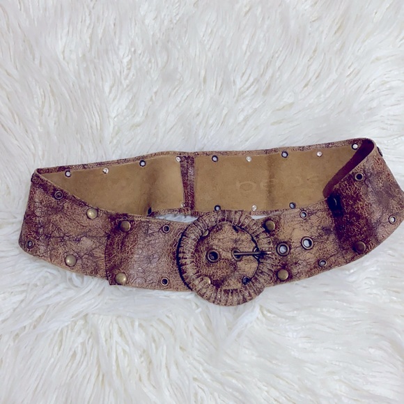 Bebe Distressed Leather Belt - Picture 3 of 4